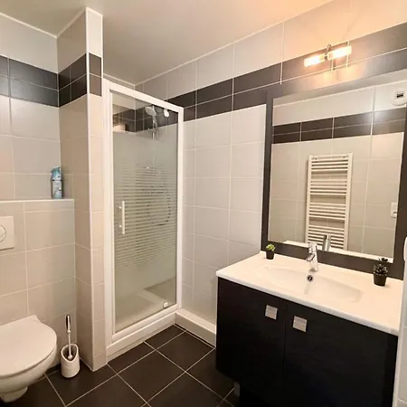 Juan-les-pins Beautifull Near The Апартаменты Антиб